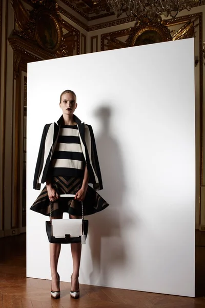 Look 3